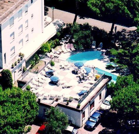 Hotel Manzoni Lido di Jesolo Ngoại thất bức ảnh